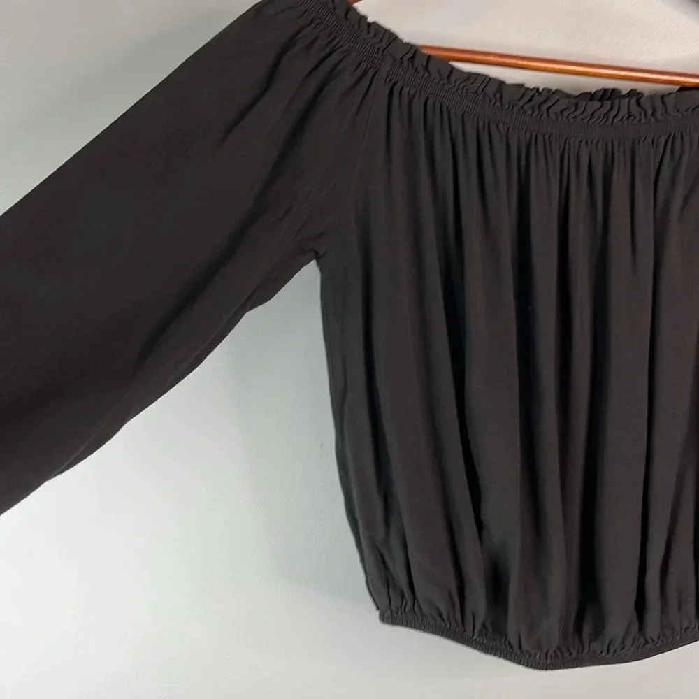 BRANDY MELVILLE Off The Shoulder Crop Peasant Top Black Elastic Waist Boho OS - Picture 5 of 10